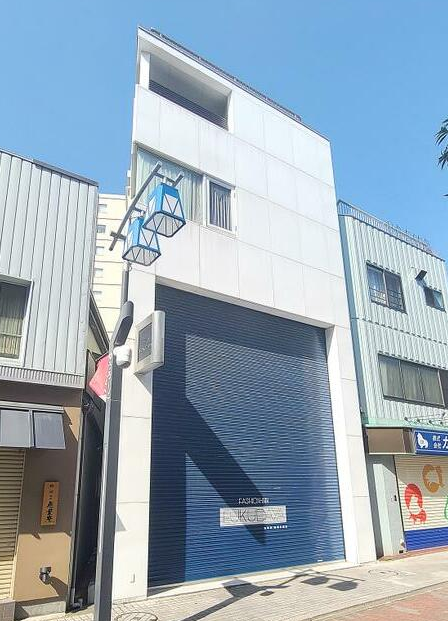【亀有駅徒歩3分 1-2F 現況:アパレルの一括貸店舗物件(35254)【軽飲食可】】