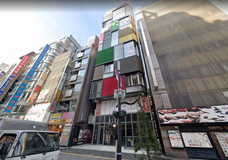 【新宿駅 徒歩5分 セントラルロード沿いのスケルトン物件 【飲食可】】