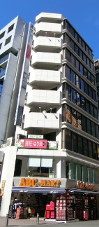 【池袋駅 徒歩4分 現況:サービス(その他) その他居抜き物件 【業種相談】】