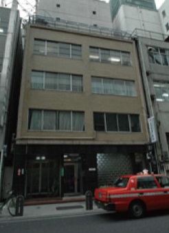 【新橋駅 徒歩2分 駅至近!店舗物件 【飲食不可】】