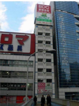 【新宿駅 徒歩5分 現況:そば・うどん・麺類 飲食居抜き物件 【何業も可】】