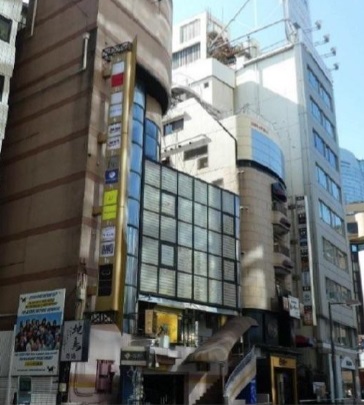 【六本木駅 徒歩1分 駅至近!BAR居抜き店舗物件 【飲食可】】